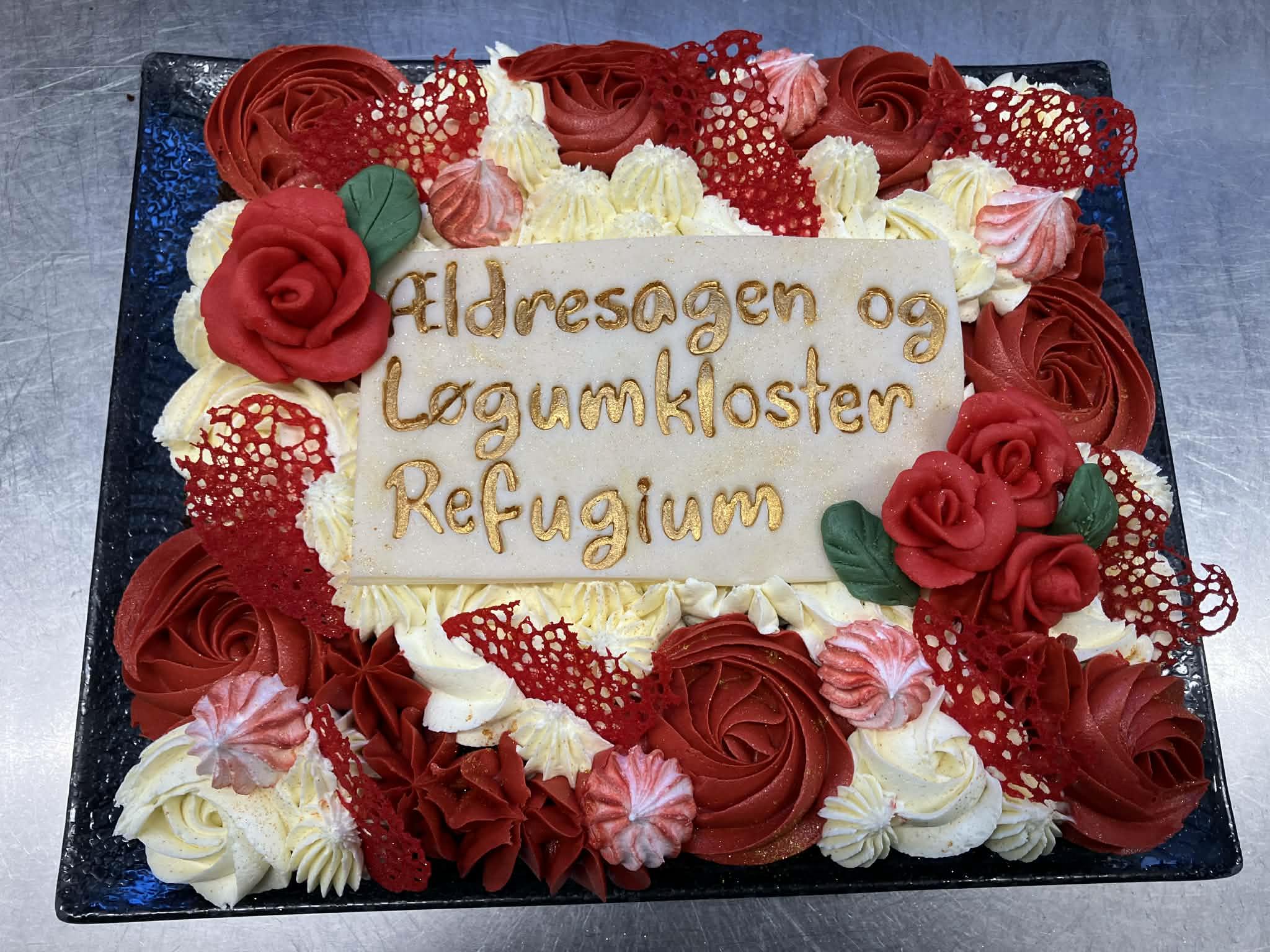 Kage - personale fejrer samarbejde med Ældre Sagen 